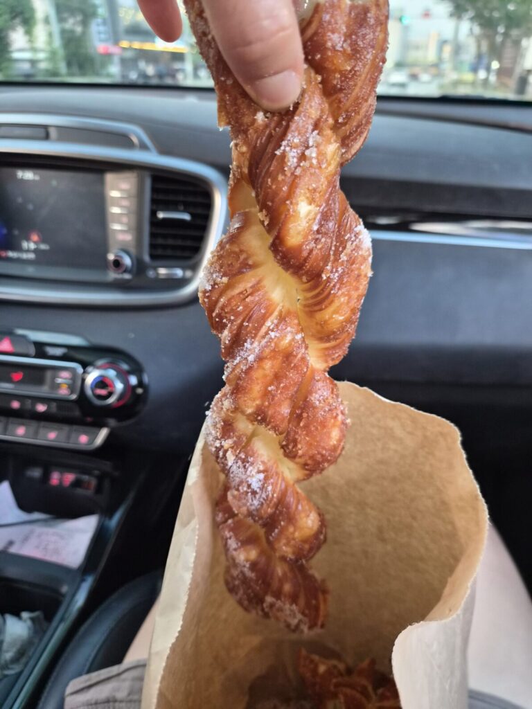 제부도 아이와 물놀이-왕꽈배기