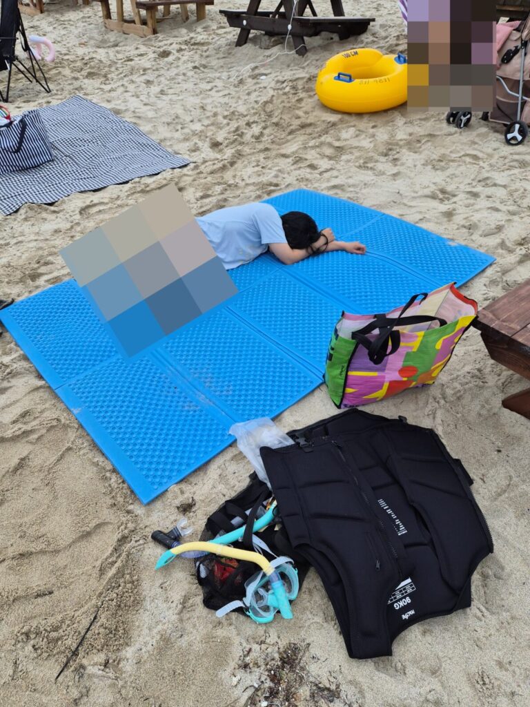 용화방파제-인어공주